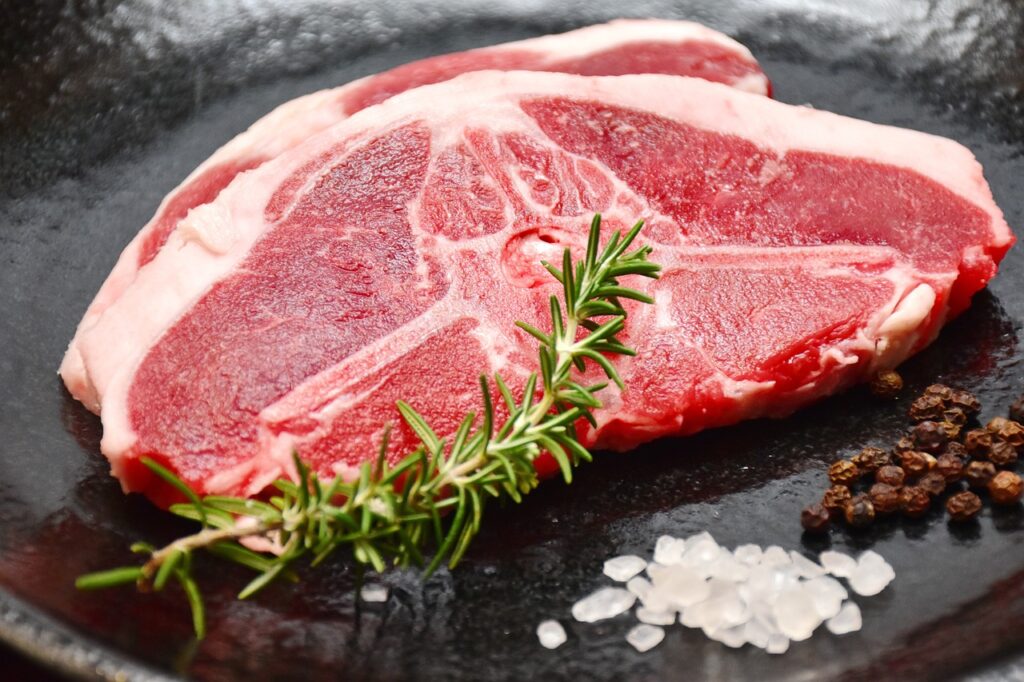 A premium meat shop Dubai showcasing fresh, halal-certified beef, mutton, and chicken cuts, offering high-quality meat for customers.